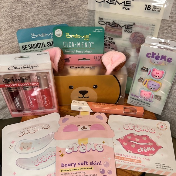 The Crème Shop Skincare Set - Pink and White - Picture 2 of 7